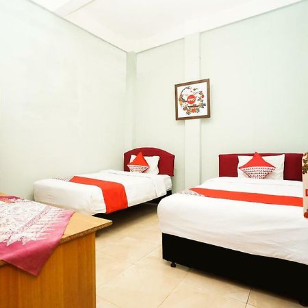 Kartika Syariah Homestay By Stayku Surabaja Exteriér fotografie