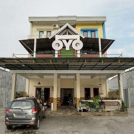 Kartika Syariah Homestay By Stayku Surabaja Exteriér fotografie
