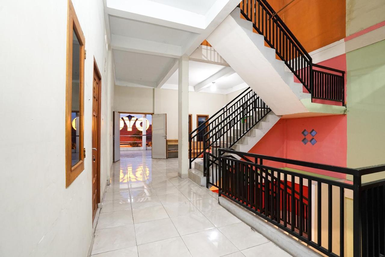Kartika Syariah Homestay By Stayku Surabaja Exteriér fotografie