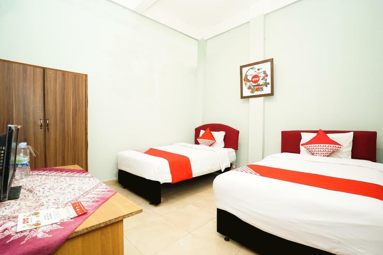 Kartika Syariah Homestay By Stayku Surabaja Exteriér fotografie