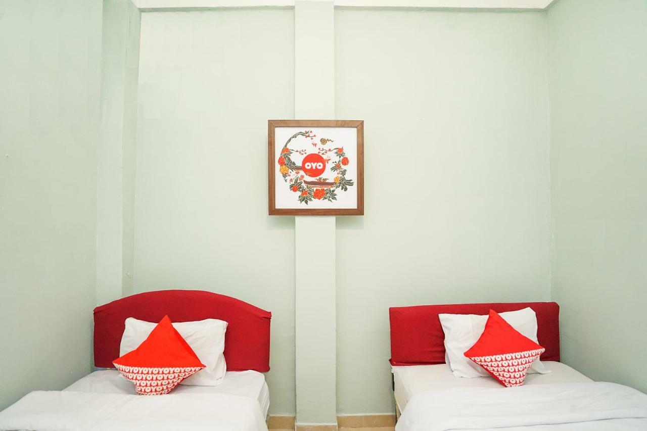 Kartika Syariah Homestay By Stayku Surabaja Exteriér fotografie