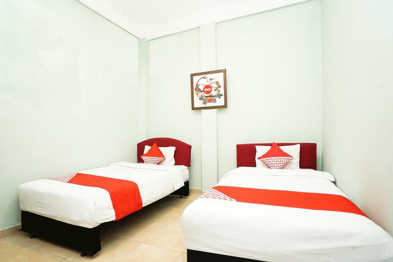 Kartika Syariah Homestay By Stayku Surabaja Exteriér fotografie
